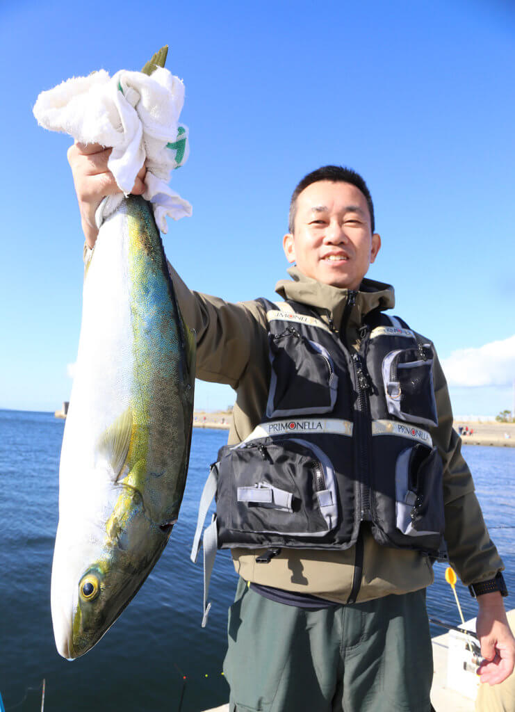 泉大津フェニックス海釣り体験の様子