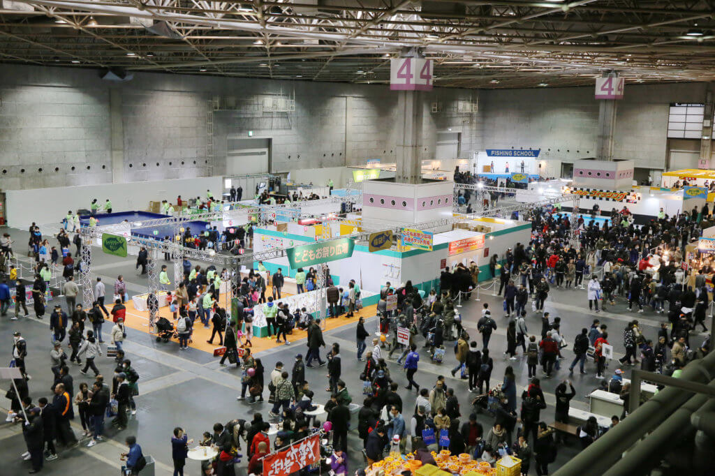 「フィッシングショーOSAKA2019」の４号館イベントホールの風景