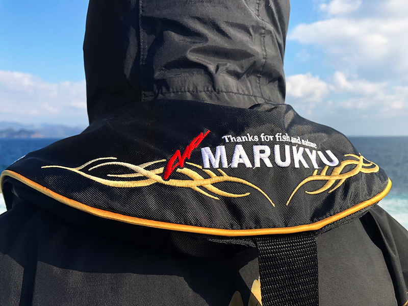 マルキユーのショルダータイプラフトジャケット型式承認品TR－01