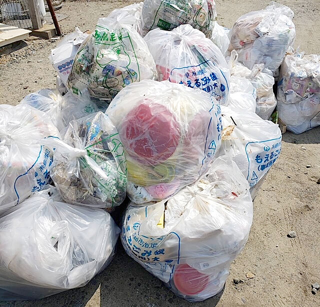 キャスティングの野北漁港清掃で回収したゴミ