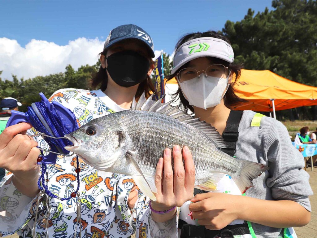日本釣振興会大阪府支部の「ファミリー海釣り大会2022」の釣果