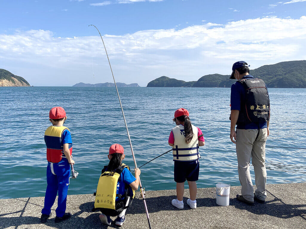 日本釣振興会徳島県支部釣り体験サポートの様子